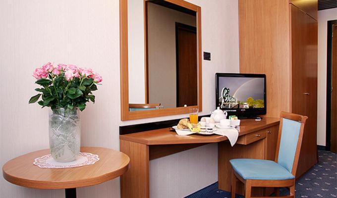 Hotel Executive Meeting & Events Удине Экстерьер фото