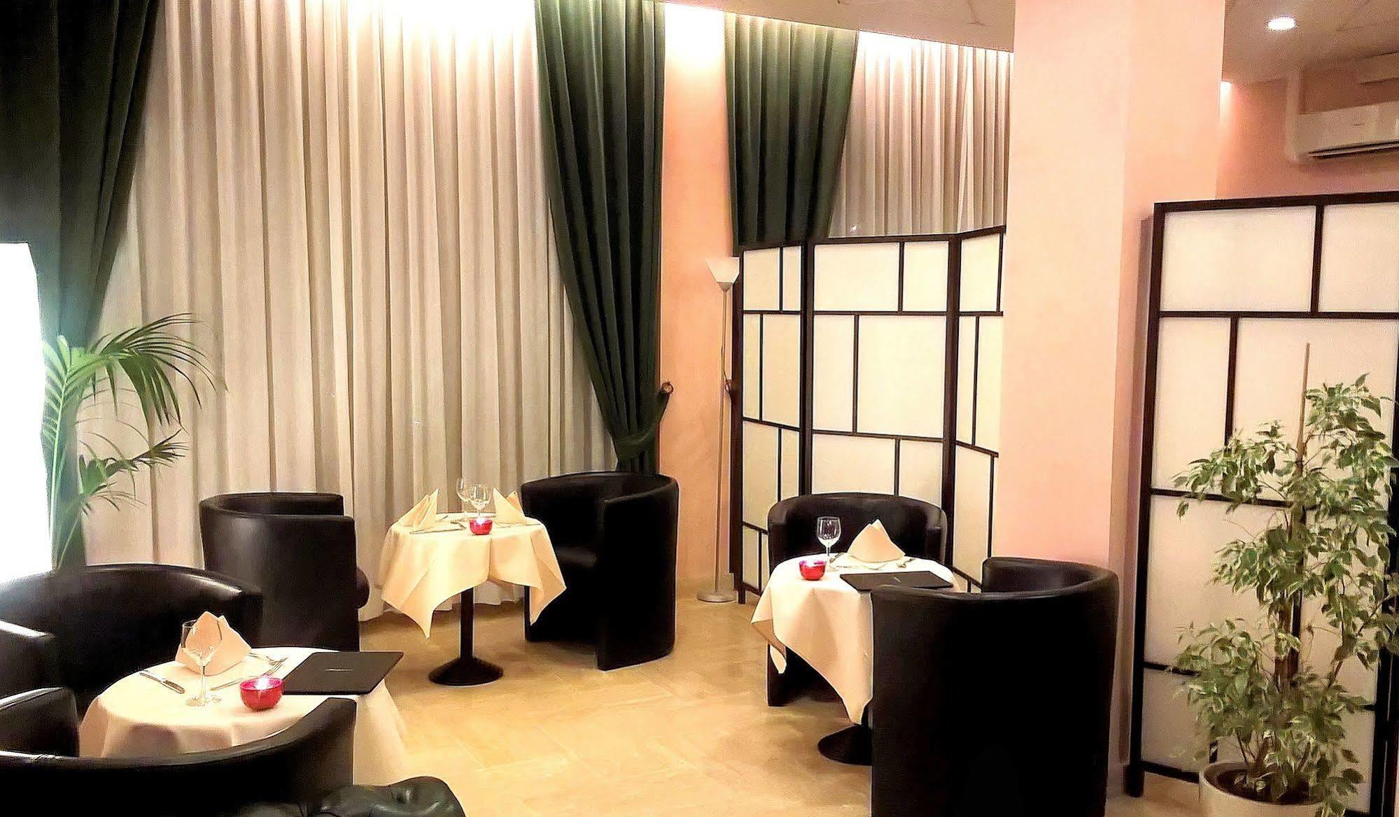 Hotel Executive Meeting & Events Удине Экстерьер фото